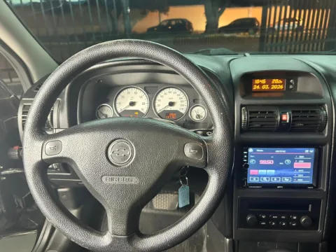 Chevrolet Astra 2011 preta à venda na Pipo Veículos em Avaré-SP — foto 7