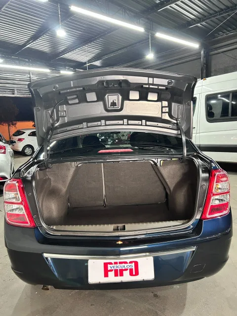Chevrolet Cobalt 2012 azul à venda na Pipo Veículos em Avaré-SP — foto 10
