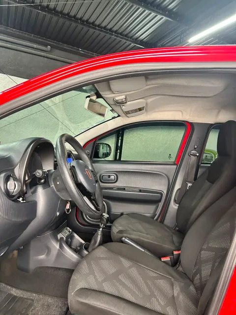 Fiat Mobi 2018 vermelha à venda na Pipo Veículos em Avaré-SP — foto 9