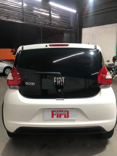 Fiat Mobi 2025 branca à venda na Pipo Veículos em Avaré-SP — foto 7