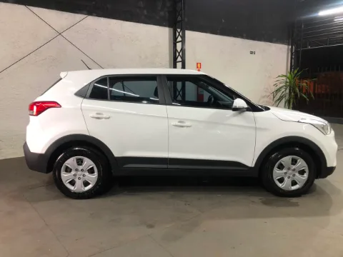 Hyundai Creta 2019 branca à venda na Pipo Veículos em Avaré-SP — foto 4