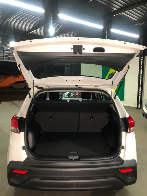 Hyundai Creta 2019 branca à venda na Pipo Veículos em Avaré-SP — foto 8
