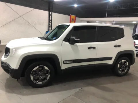 Jeep Renegade 2019 branca à venda na Pipo Veículos em Avaré-SP — foto 5