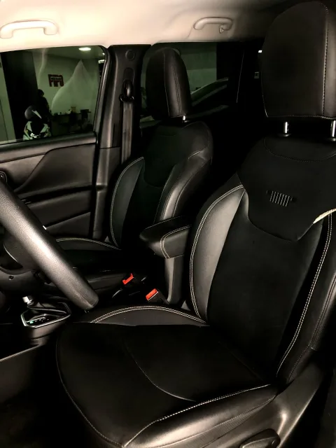 Jeep Renegade 2020 prata à venda na Pipo Veículos em Avaré-SP — foto 8