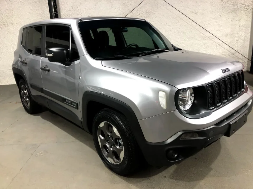 Jeep Renegade 2020 prata à venda na Pipo Veículos em Avaré-SP