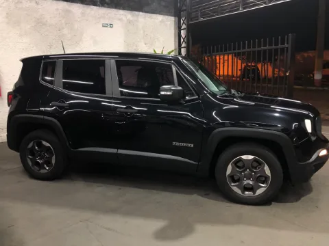 Jeep Renegade 2021 preto à venda na Pipo Veículos em Avaré-SP — foto 5