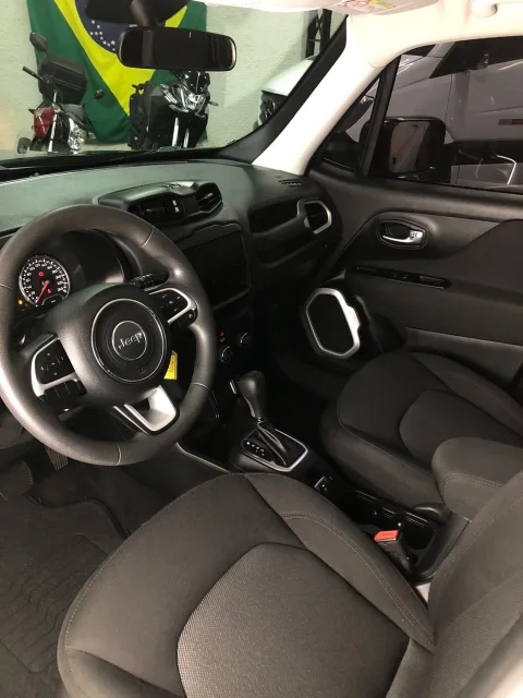 Jeep Renegade 2021 preto à venda na Pipo Veículos em Avaré-SP — foto 10