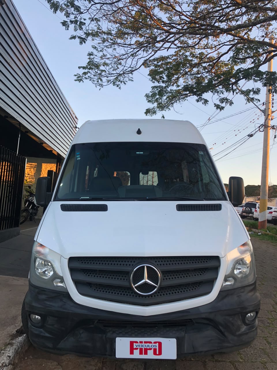 Mercedes-Benz Sprinter 2017 branca à venda na Pipo Veículos em Avaré-SP — foto 6
