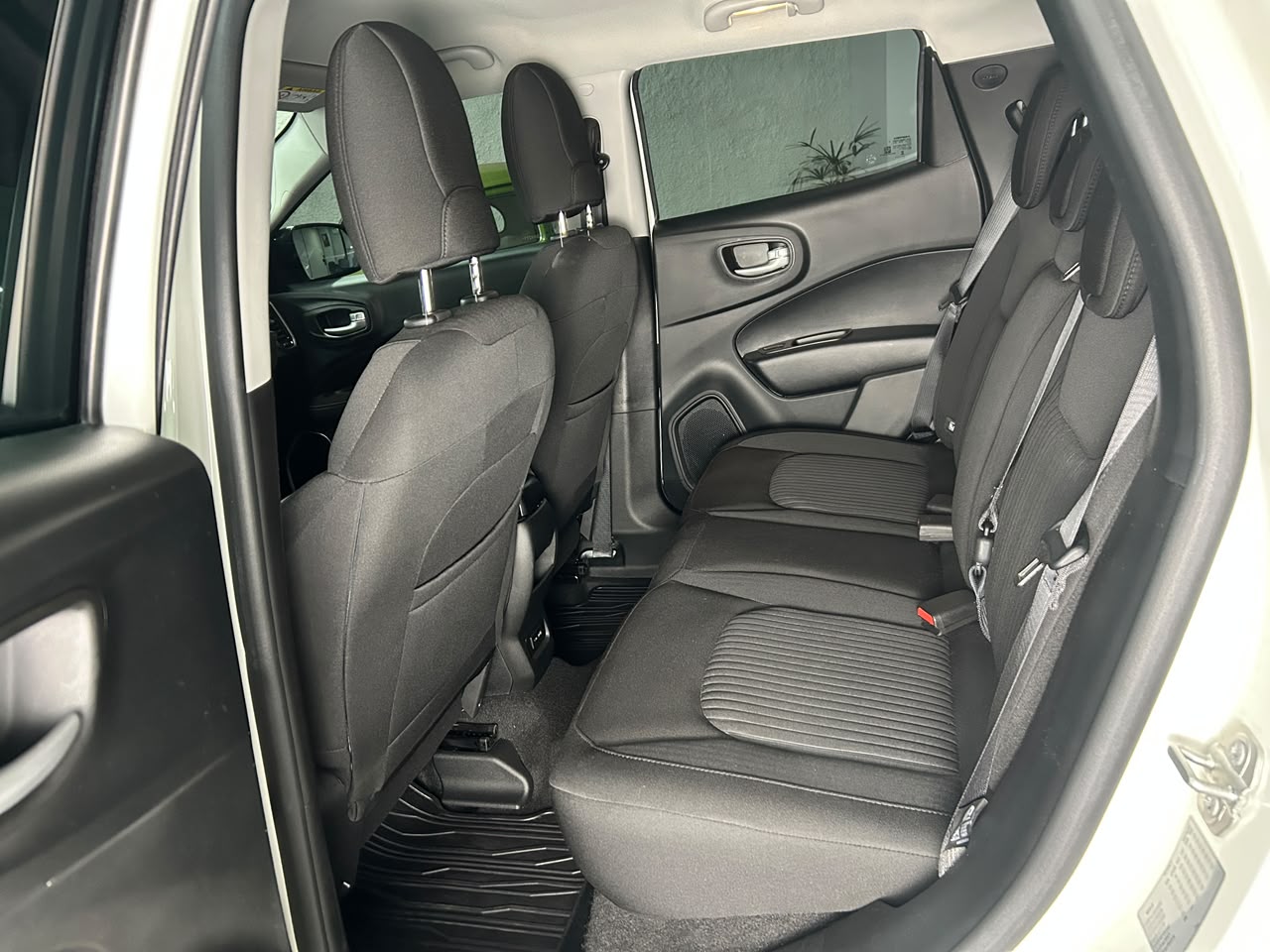 Fiat Toro 2026 branca à venda na Pipo Veículos em Avaré-SP — foto 8